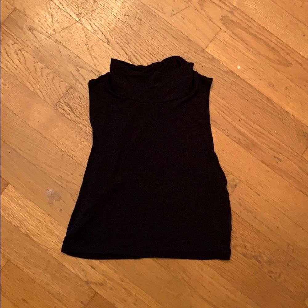 Black high neck crop top